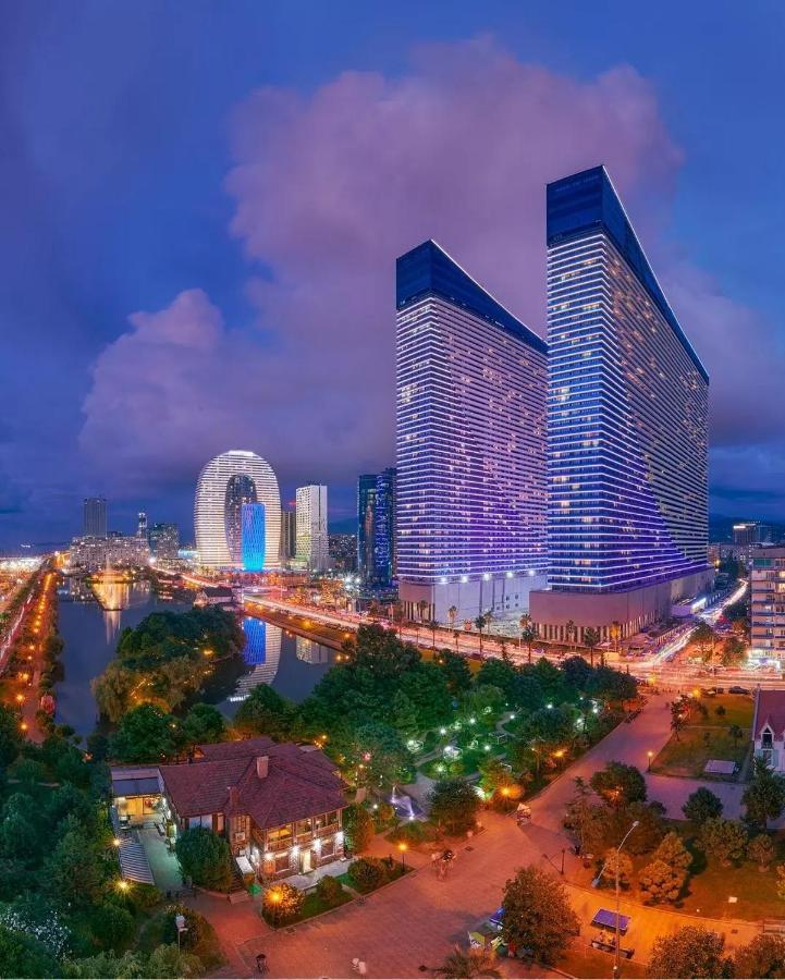 Orbi City Batumi With Sea View Exterior foto